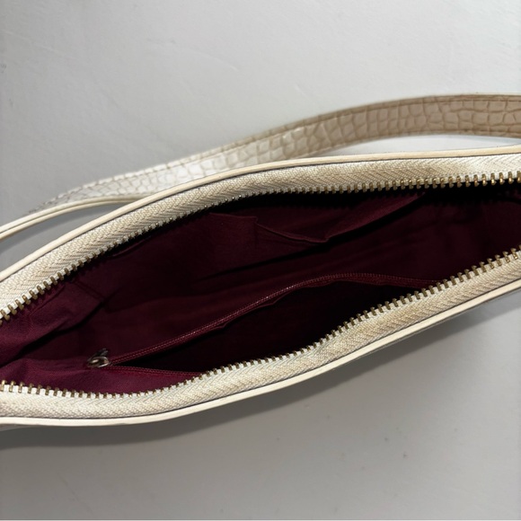 White Croc Faux Leather Shoulder Bag | Y2K Mini Purse - Picture 10 of 12